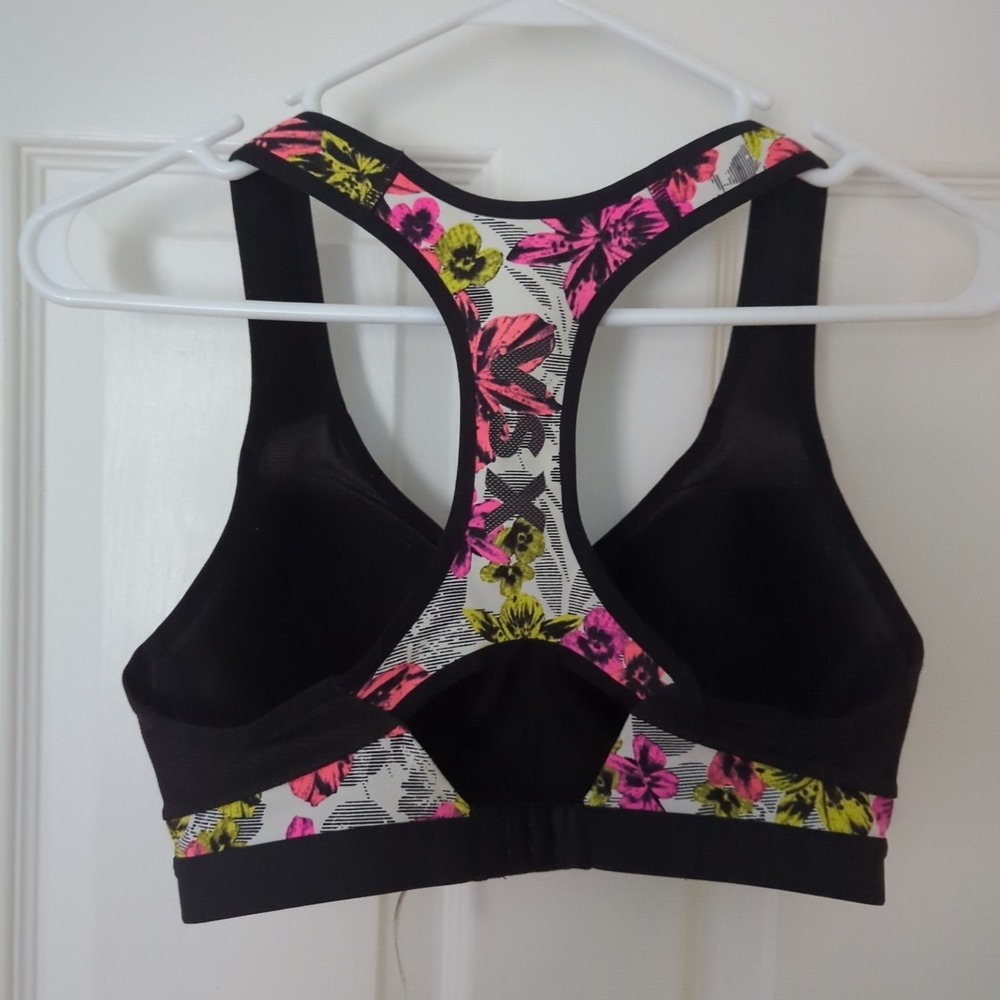 Victoria's Secret VSX 32C Incredible Underwire Sports Bra Racerback Padded - Picture 2 of 12